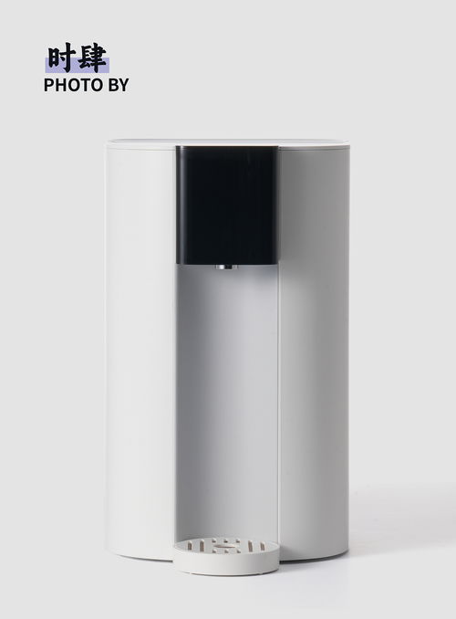 光影留声 家用饮水机净水壶静物拍摄创意分享